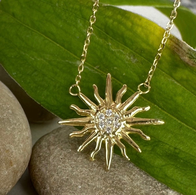 Sun necklace with zircone